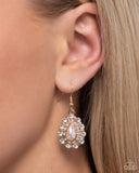 Extroverted Elegance - Gold