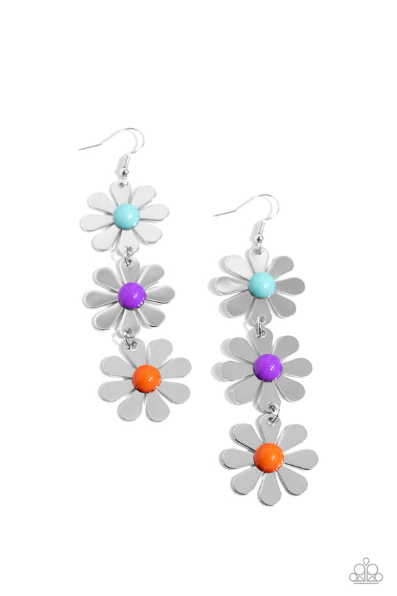 Daisy Dame - Purple - Paparazzi Flower Earrings