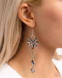 Shoulder-Dusting Shimmer - Silver - Paparazzi Accessories