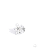 Showstopping Pearls - White