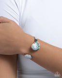 Seashell Splendor - White