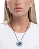 Parisian Posy - Brass