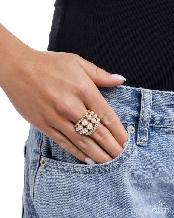 Glossy Gallery - Gold