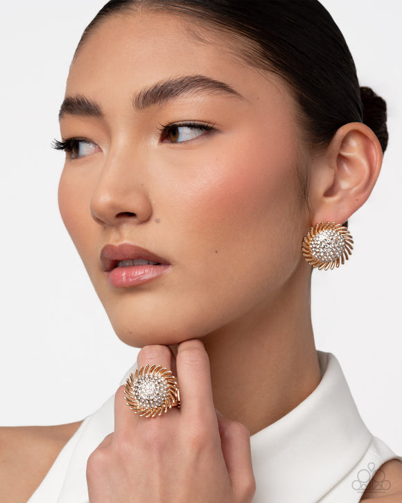 Strategic Show - Gold - Complete Look