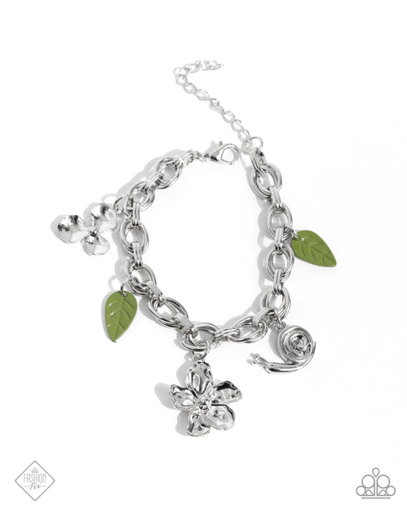 Cottagecore Cameo - Green - GM0325